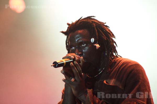 TIKEN JAH FAKOLY - 2005-07-10 - PARIS - Hippodrome de Longchamp - 